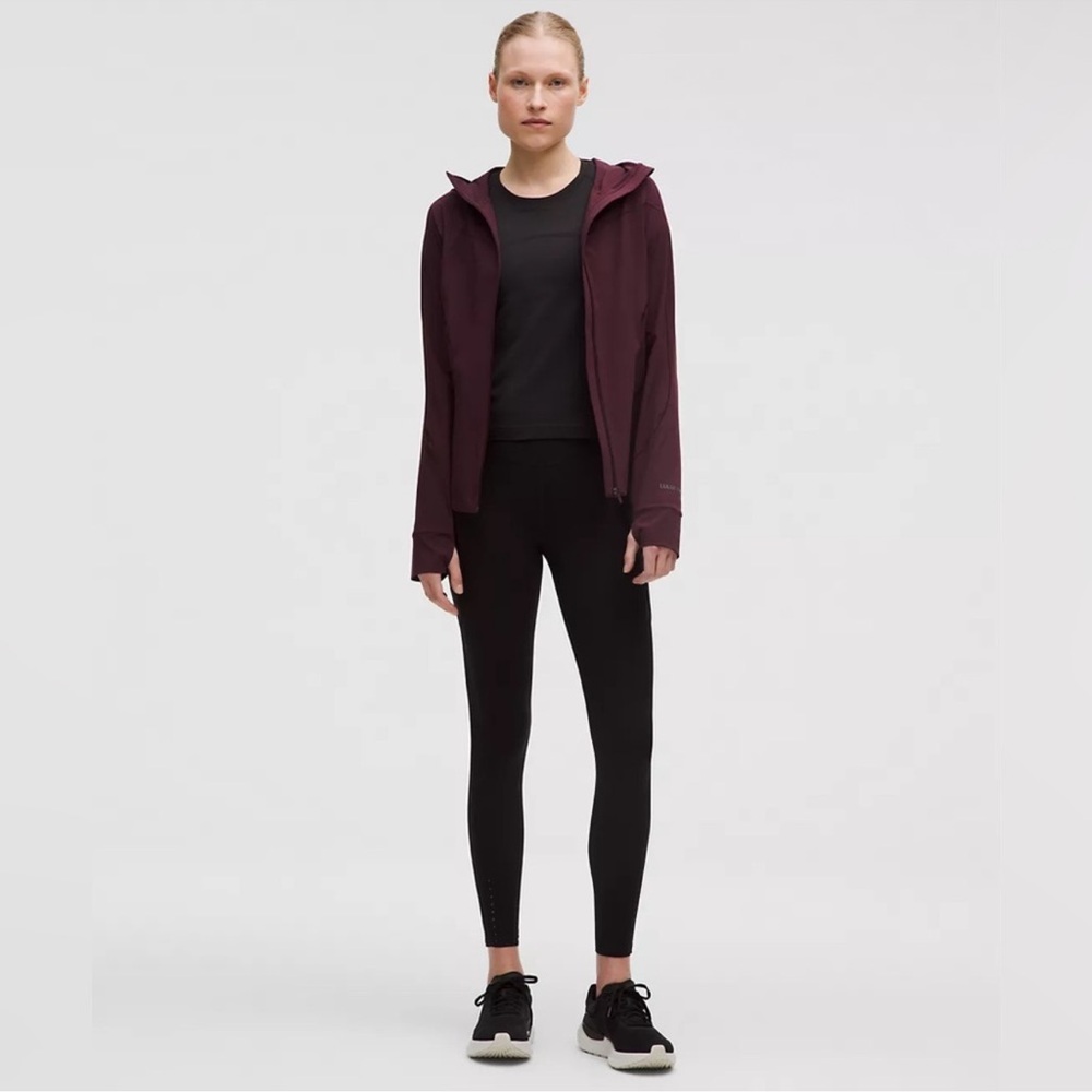 NWT Lululemon Mist Over‎ Windbreaker Jacket Hoodie Goodnight Plum size 2